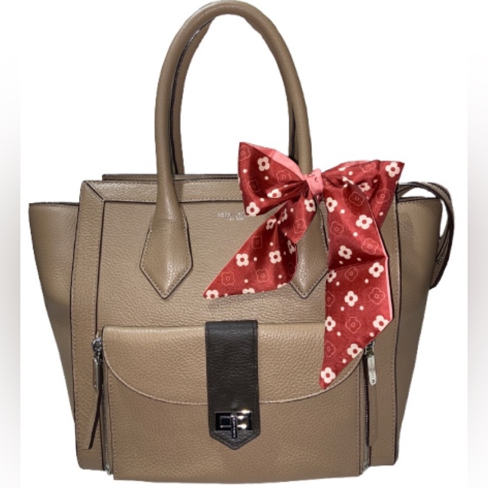 Henri Bendel Revington tote NWOT